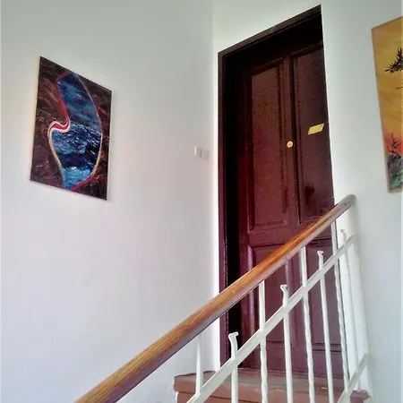 Captain House *
