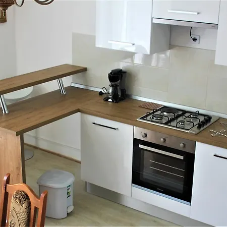 Apartment Captain House *
